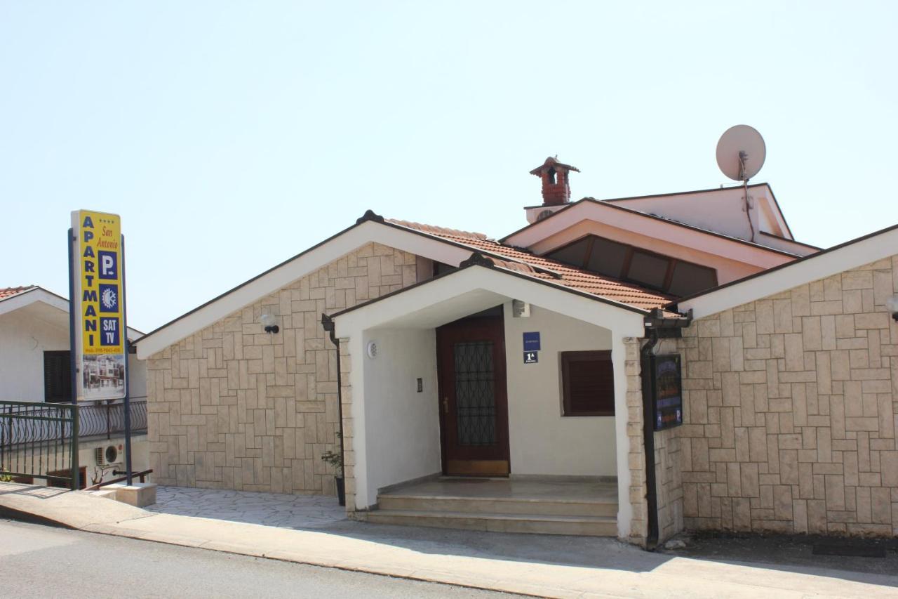 Guesthouse San Antonio Ploce  Ngoại thất bức ảnh